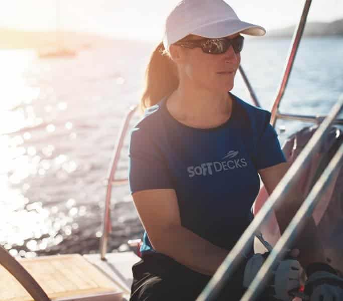 woman sailing boat softdecks